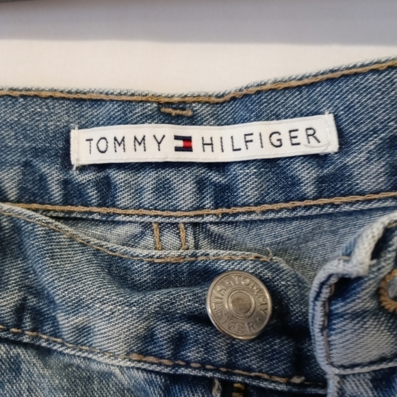 Tommy Hilfiger shorts waist 28 inch … - Picture 2 of 9